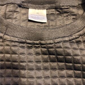 Elegant Gray Women's Crew Neck Sweater